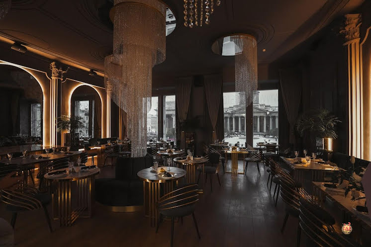 Основной зал в «Osoba gastronomic panorama» фотография №6