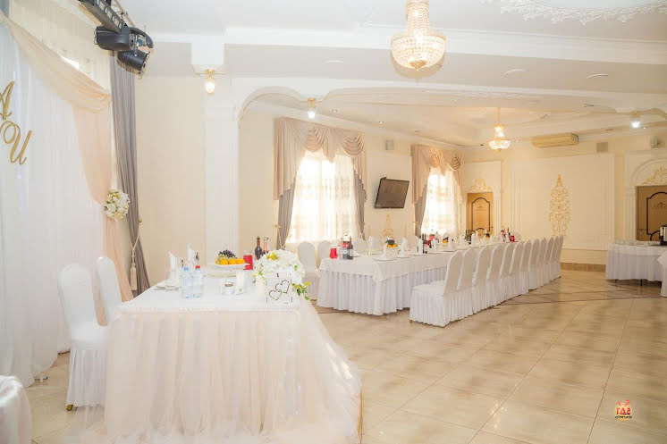 Основной зал  в «Сайран» фотография №18