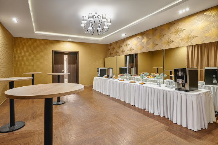 Банкетный зал «Авангард» в «Парк-отель Воздвиженское» фотография №2