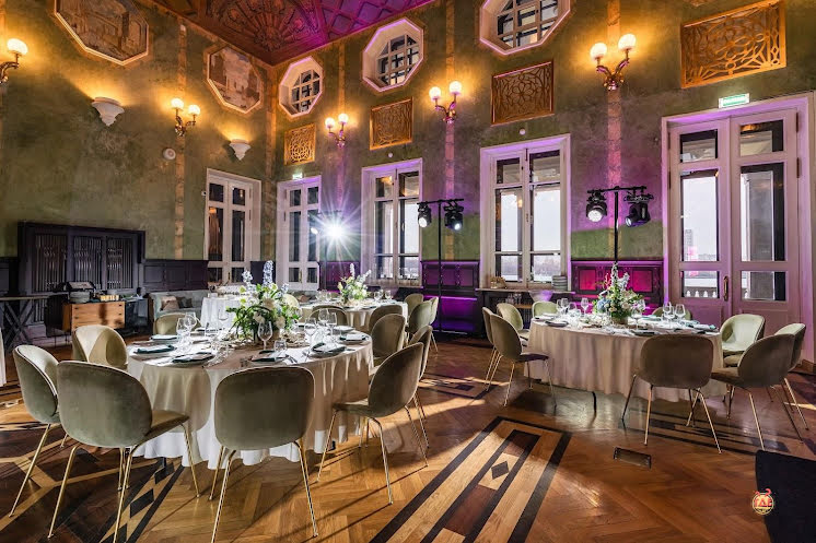 Основной зал в «Волга-Волга» фотография №17