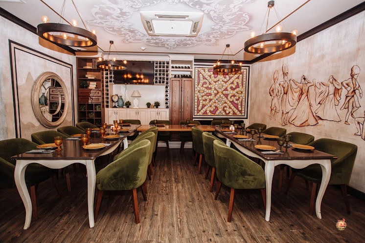 Малый зал в «Грузинские истории» фотография №1