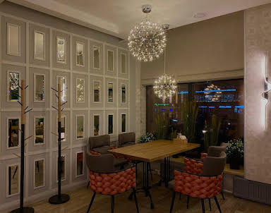 Выпускной в Сусанин House