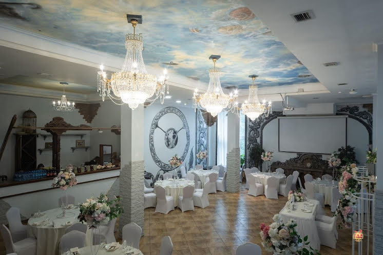 Главный зал в «Dolce» фотография №15