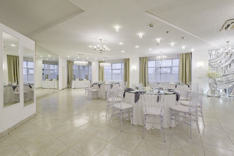 Основной зал  в «Серебро» фотография № 1