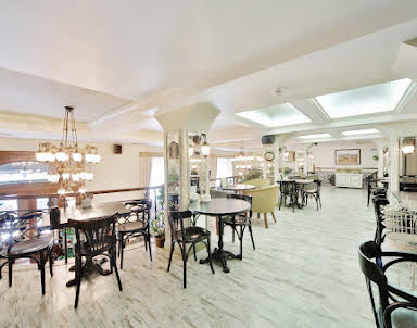  ресторан Сенполия