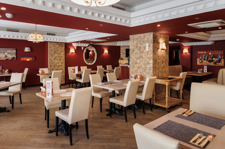 Зал ресторана в «El Idilio» фотография №2