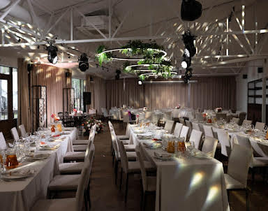  ресторан Времена года в Зеленом городе