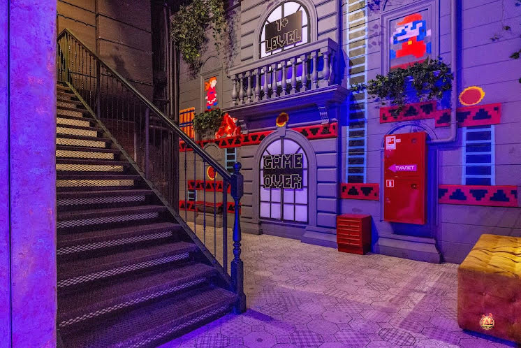 Зал ресторана  в «Руки ВВерх! Бар Автозаводская» фотография №10