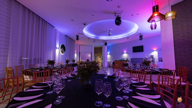 Основной зал  в «HOME event place» фотография №9