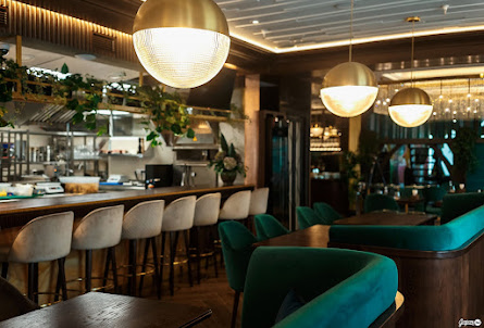 Основной зал в Основной зал