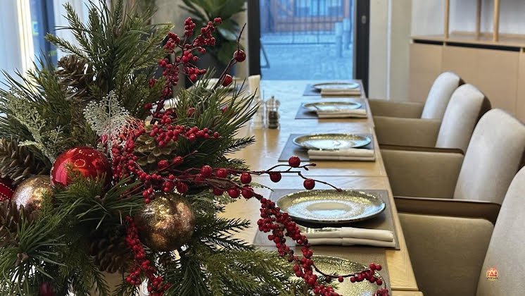 Большой банкетный зал в «Корова» фотография №3