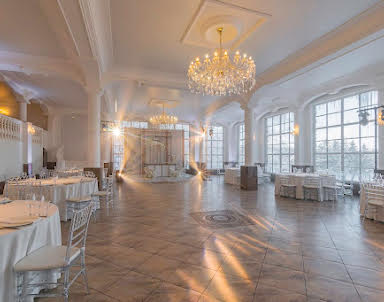  ресторан Мир у Озера