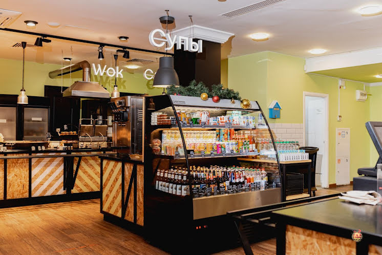 Основной зал в «Избушка на Михалевском» фотография №9