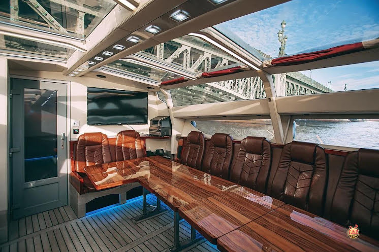 Белуга в «YES BOAT» фотография №8