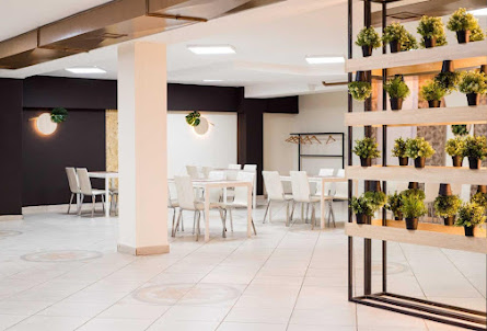 Основной зал  в Основной зал 