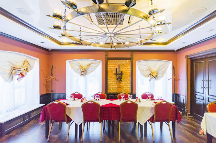 Зал на 25 человек в «Петров Двор» фотография №1