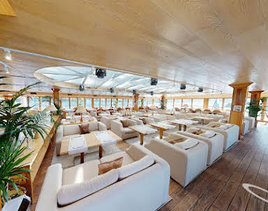  ресторан Yacht Event