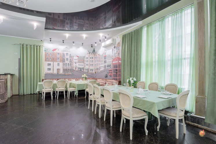 Большой зал в «Fashion Cafe» фотография №6