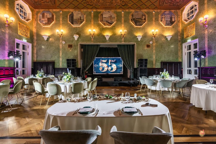 Основной зал в «Волга-Волга» фотография №15