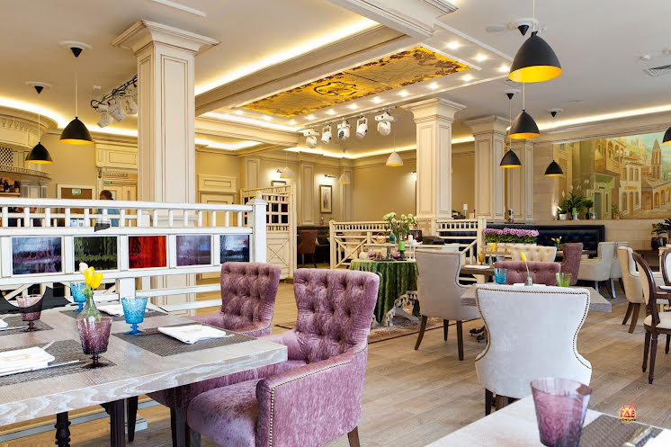 Главный зал в «Град Южный» фотография №2