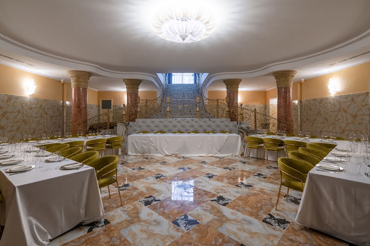 Нижний колонный зал в «Malakhovka Palace» фотография № 1
