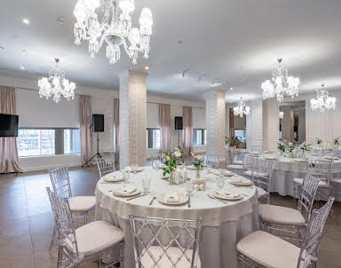  ресторан Серый дом