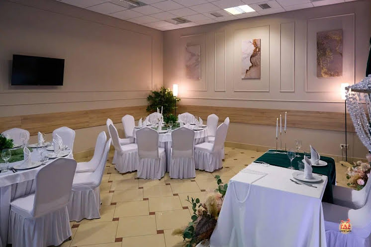 Малый зал в «Нефтяник» фотография №1