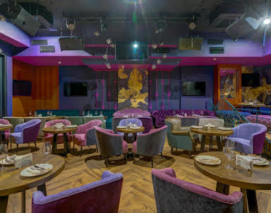  ресторан Who Is Who