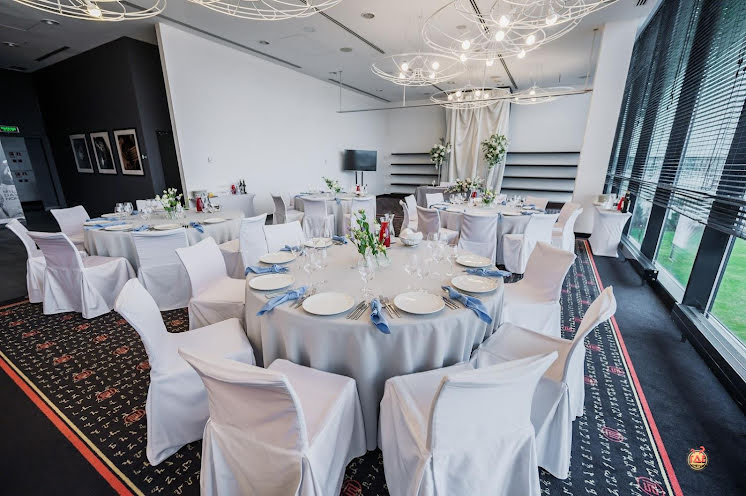 Зал «Янтарь» в «Azimut Аэропорт Отель Екатеринбург» фотография №2