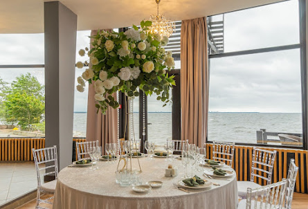 Основной зал в Основной зал