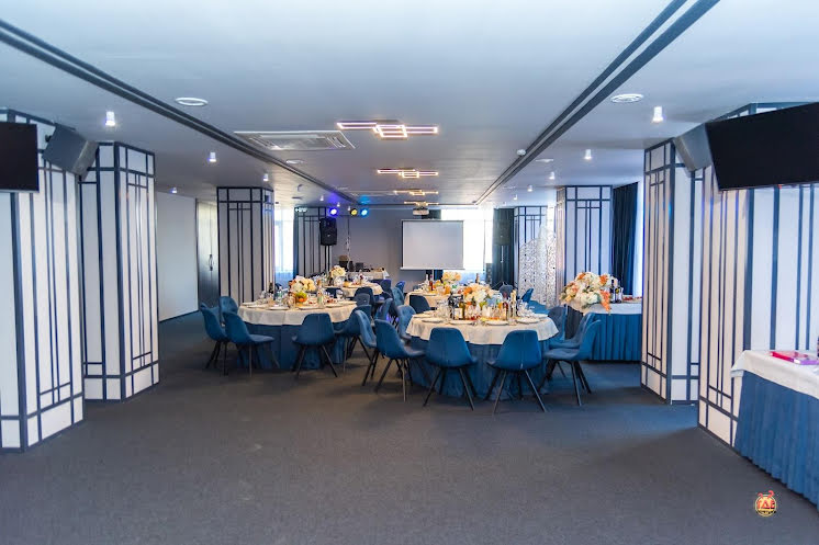 Основной зал  в «Биляр Инн» фотография №1