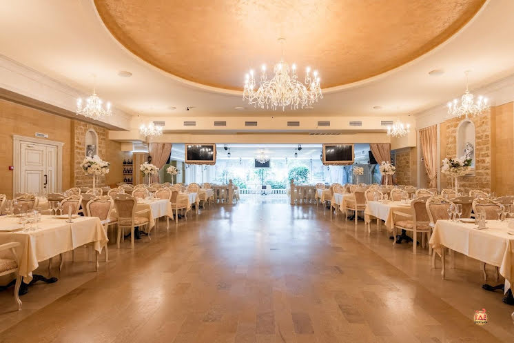 Греческий зал "Greek Hall" в «NewsPub» фотография №9