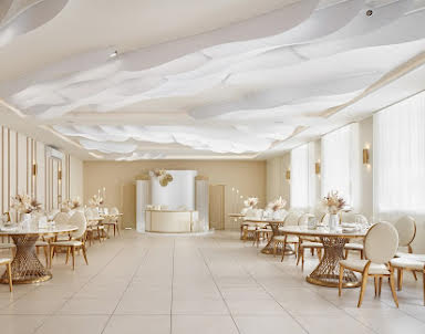 День рождения в Нева-Холл