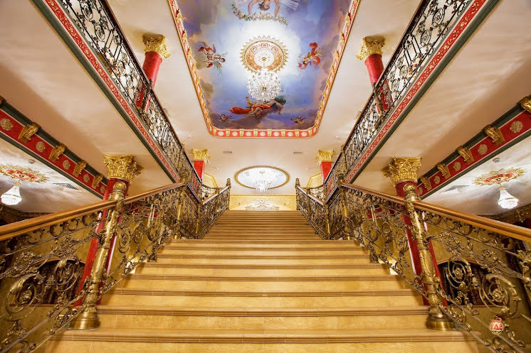 Королевский зал в «Весенний дворец» фотография №2