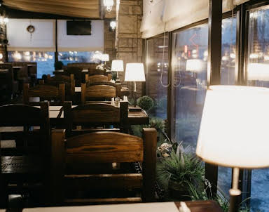  ресторан Гарни