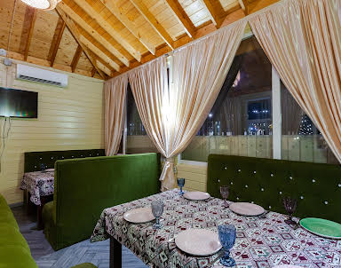  ресторан Венеция на ул. 40 лет Октября