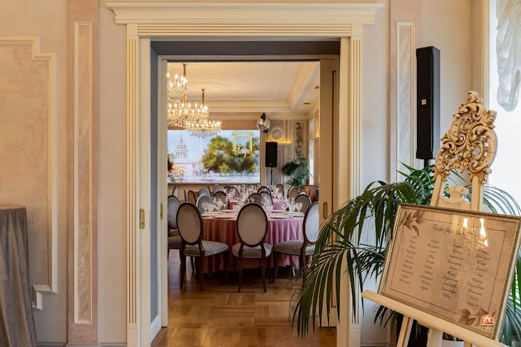 Основной зал  в «Петръ» фотография №7