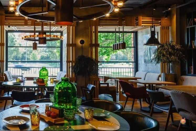 Зал на 2 этаже в «Дом Нино» фотография №8