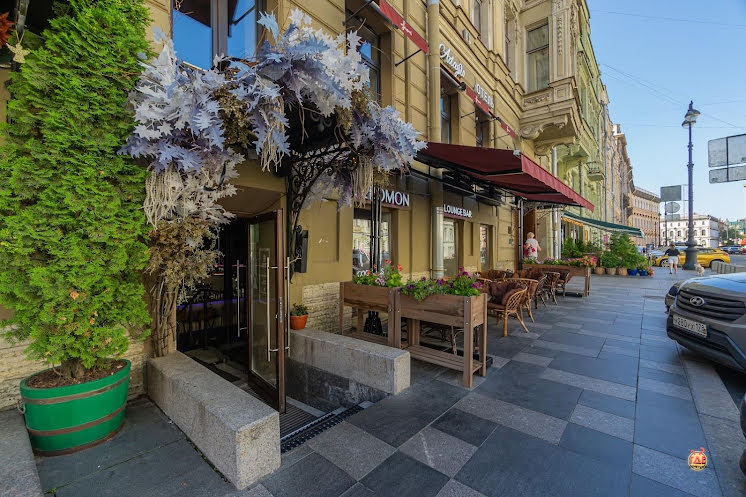 Терраса в «Feromon Bolshaya Morskaya» фотография №1