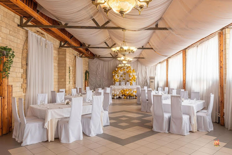 Основной зал  в «Замок» фотография №11