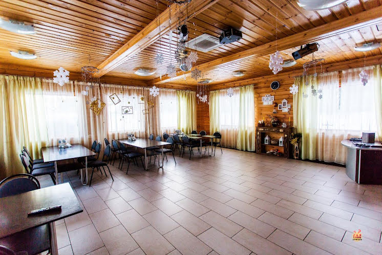 Зал на 50 человек в «Зайкина избушка» фотография №1