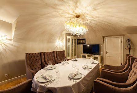 Зал «Шампань» в Зал «Паркетный»