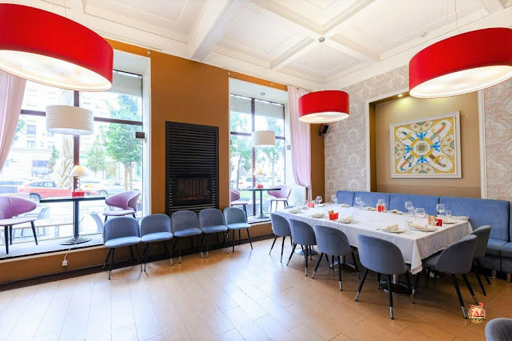 Основной зал в «Баловень на Павелецкой» фотография №6