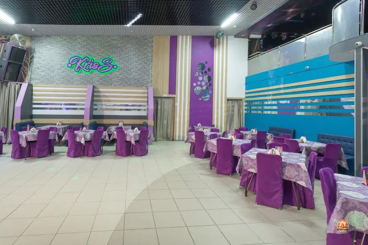 Основной зал в «KrisS» фотография №5