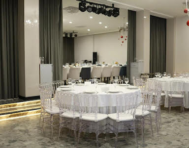  ресторан Stephania