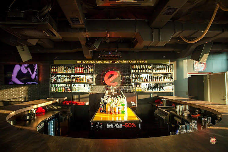 Основной зал  в «Nebar» фотография №8