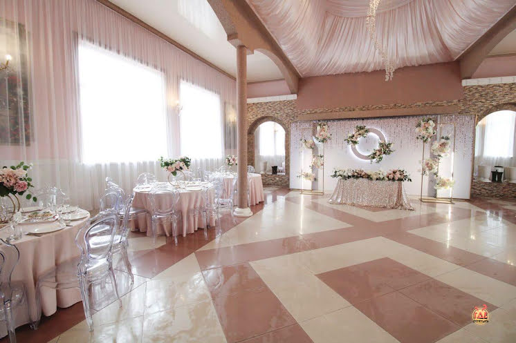 Основной зал в «Гостиный двор» фотография №1