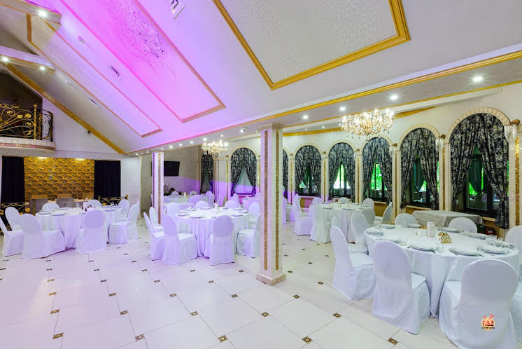 Центральный зал в «Ночной Дворик» фотография №15