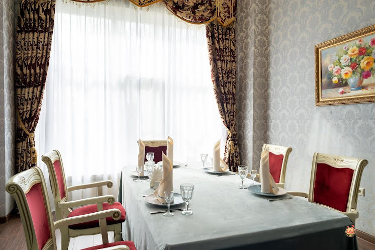 Зал "VIP на 6 персон" в «Голубое Озеро» фотография №1