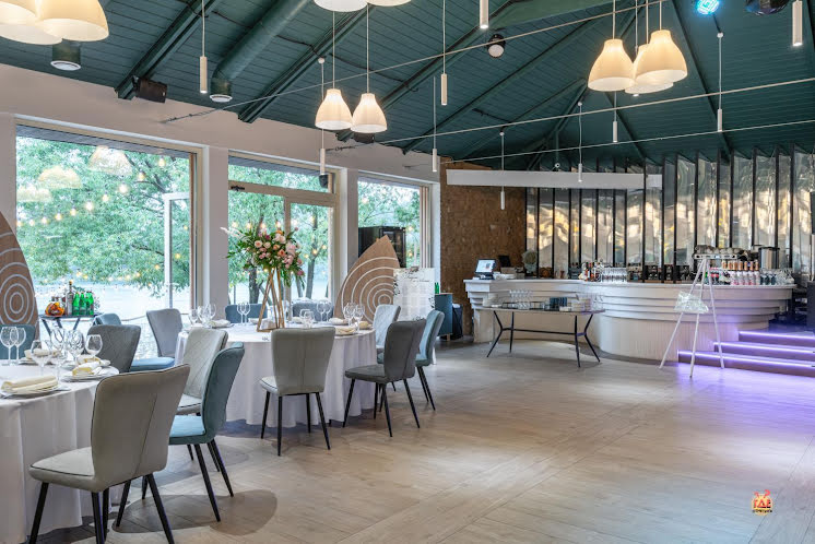 Основной зал в «Ozero» фотография №19